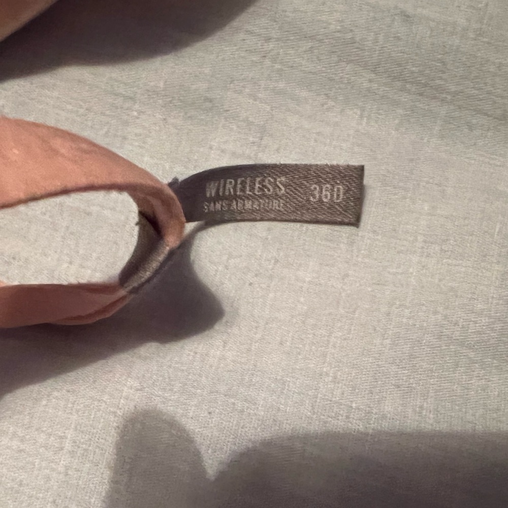 Aerie Pink Wireless Push Up Bra - Picture 3 of 3